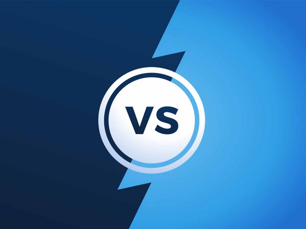 De helft van de afbeelding is donkerblauw en de helft lichtblauw. Daar tussenin staat het woord vs.